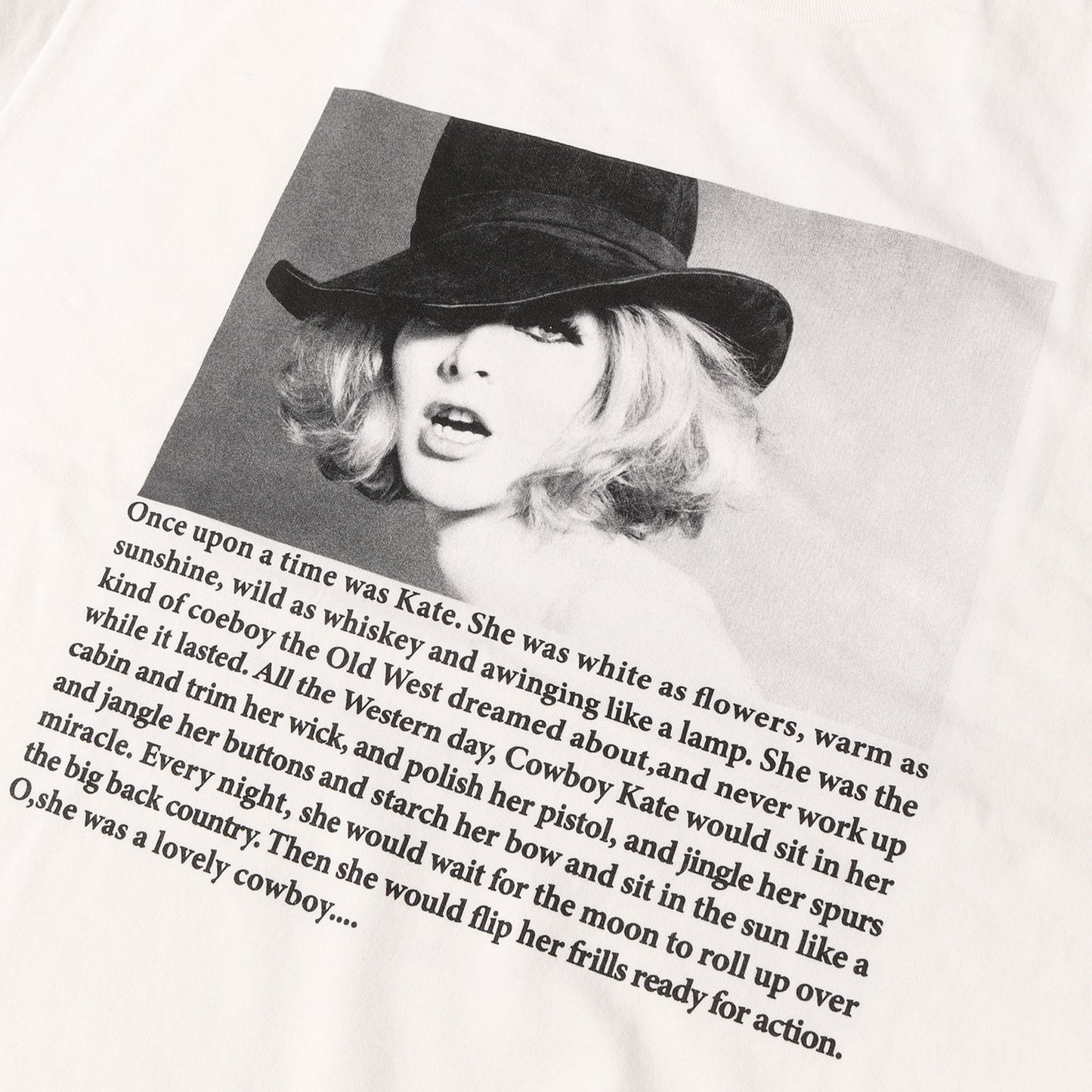 25AW ×Stie-lo ×Sam Haskins カウボーイ・ケイト フォト Tシャツ(kate Tee)