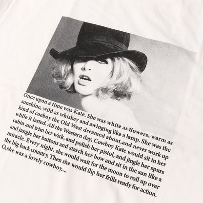 25AW ×Stie-lo ×Sam Haskins カウボーイ・ケイト フォト Tシャツ(kate Tee)