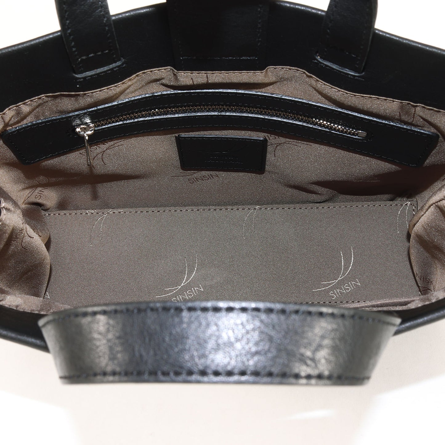 大人革袋 小 II ヨコ型 マテーラレザー トートバッグ