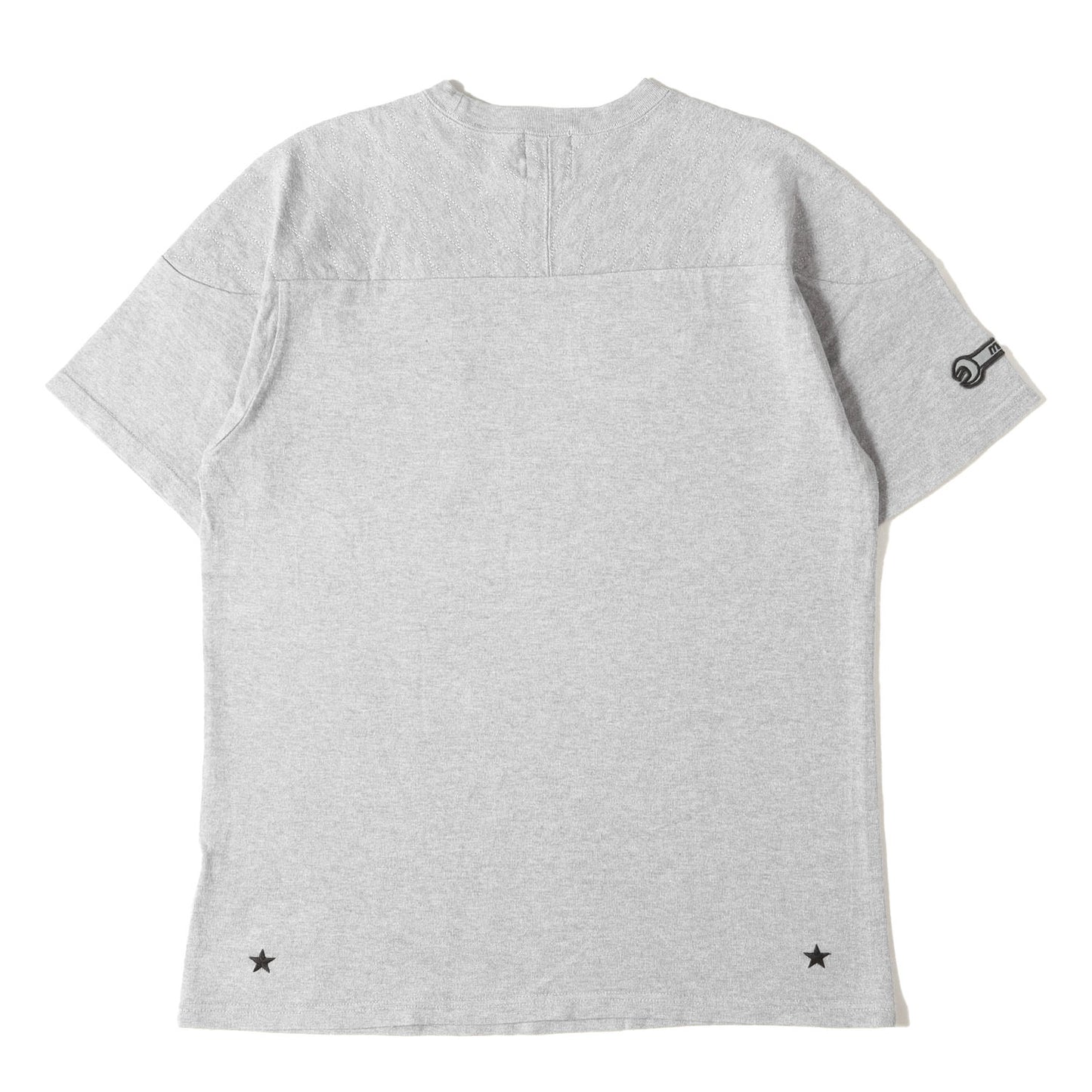 ワッペン付き フットボール Tシャツ
