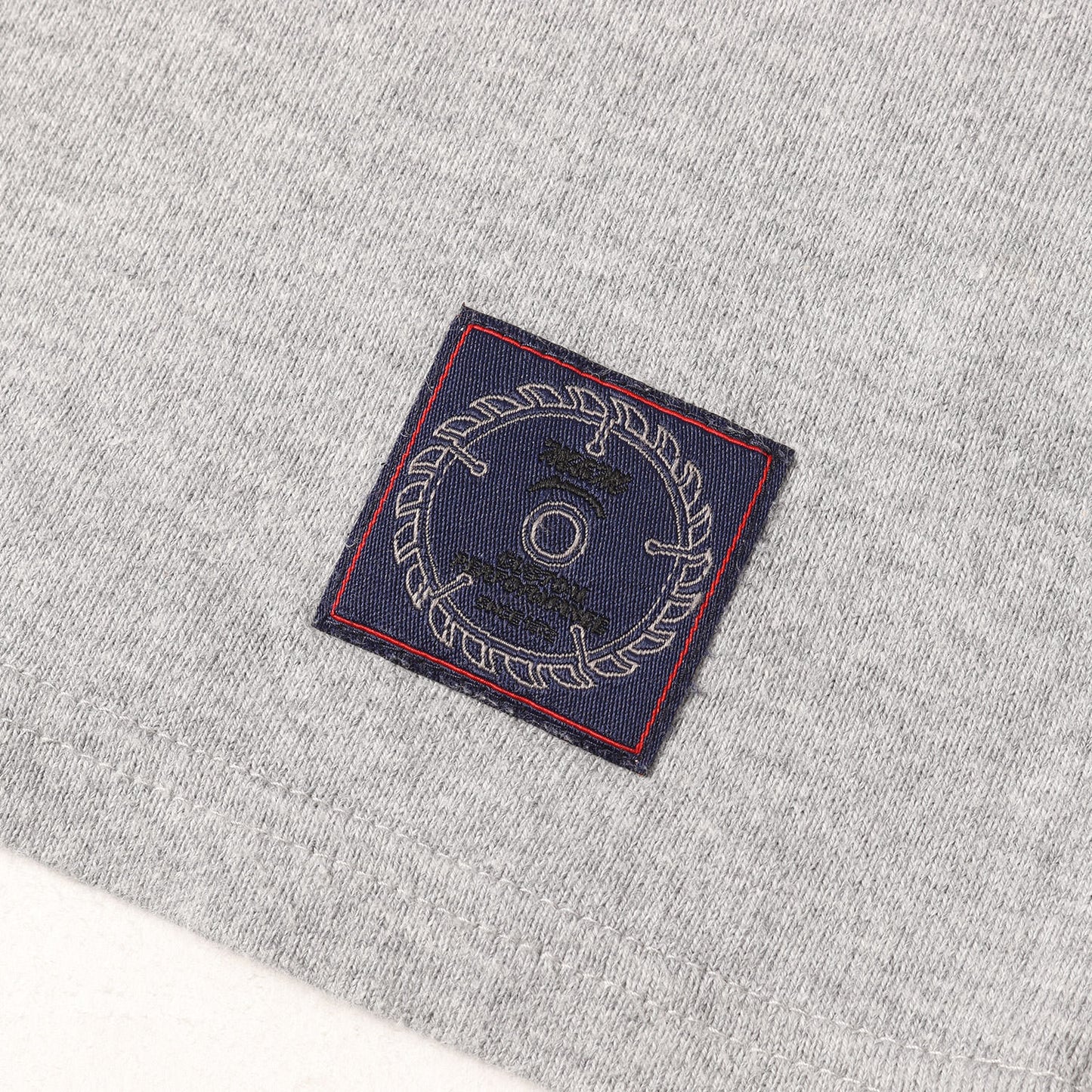 ワッペン付き フットボール Tシャツ