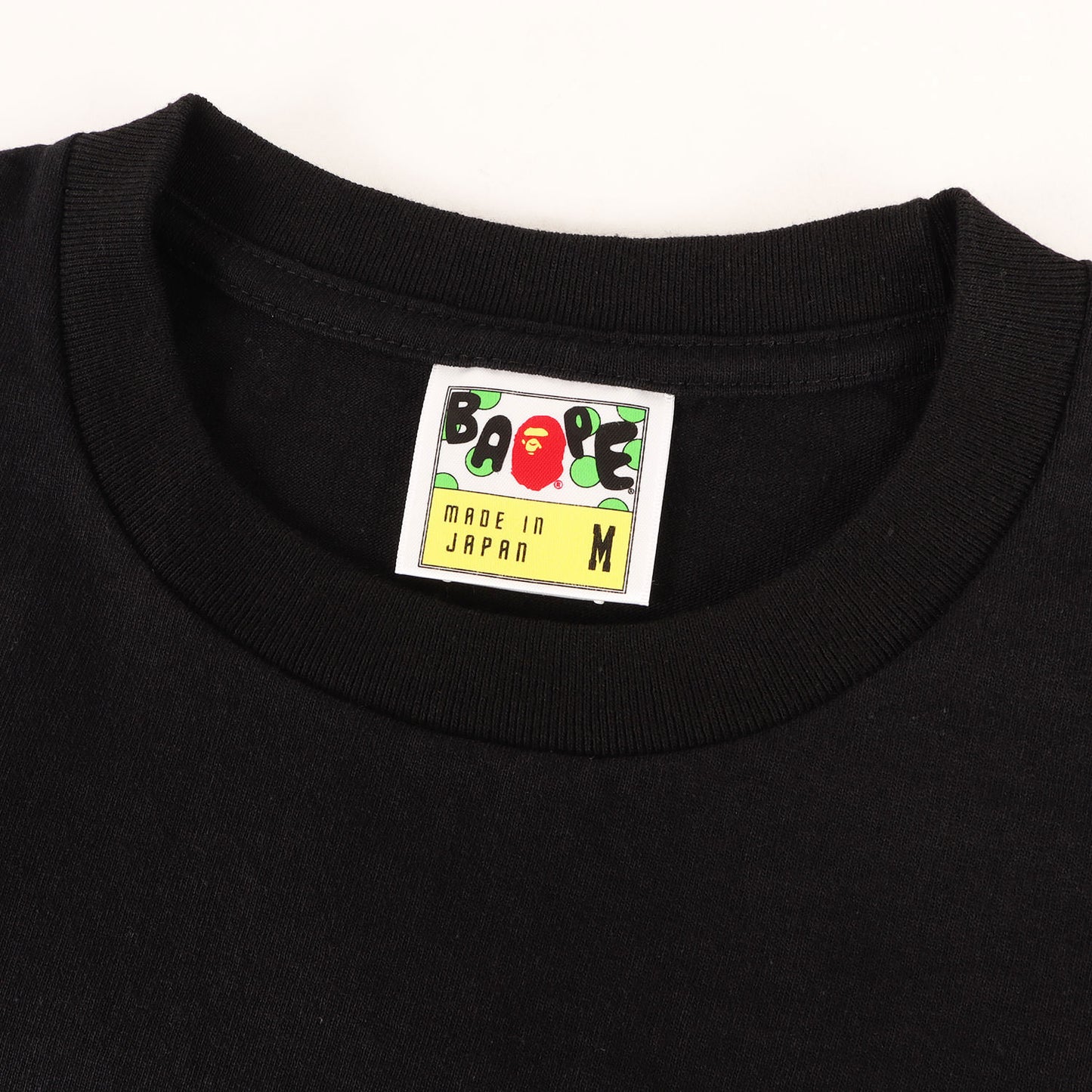 ×UNDEFEATED ABCカモ ロゴマーク Tシャツ