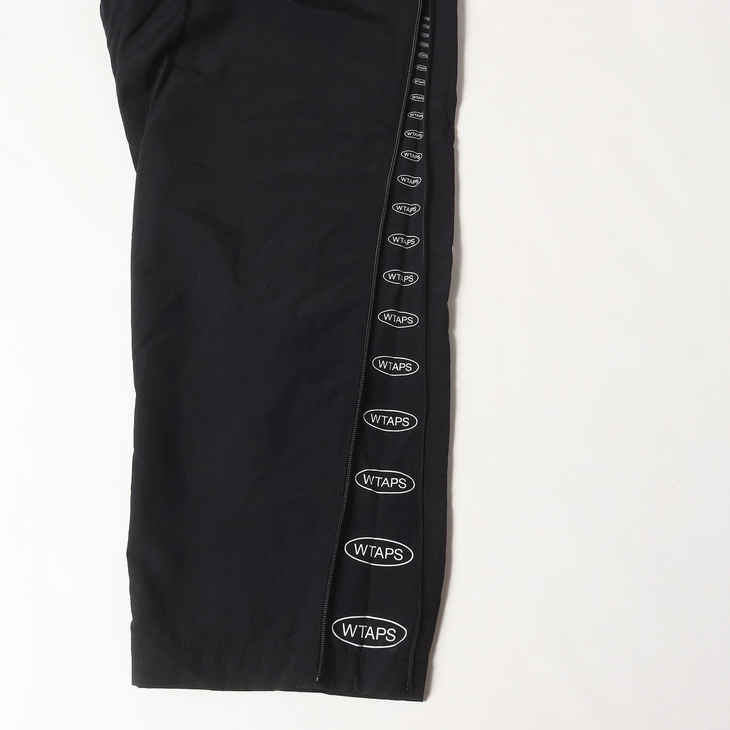 24AW サイドジップ ナイロンウェザー パンツ(DELI / TROUSERS / NYLON. WEATHER)