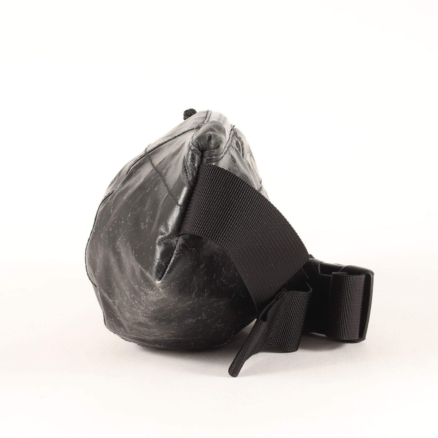 20AW リフレクターロゴ ウォータープルーフ ウエストバッグ(Waterproof Reflective Speckled Waist Bag)