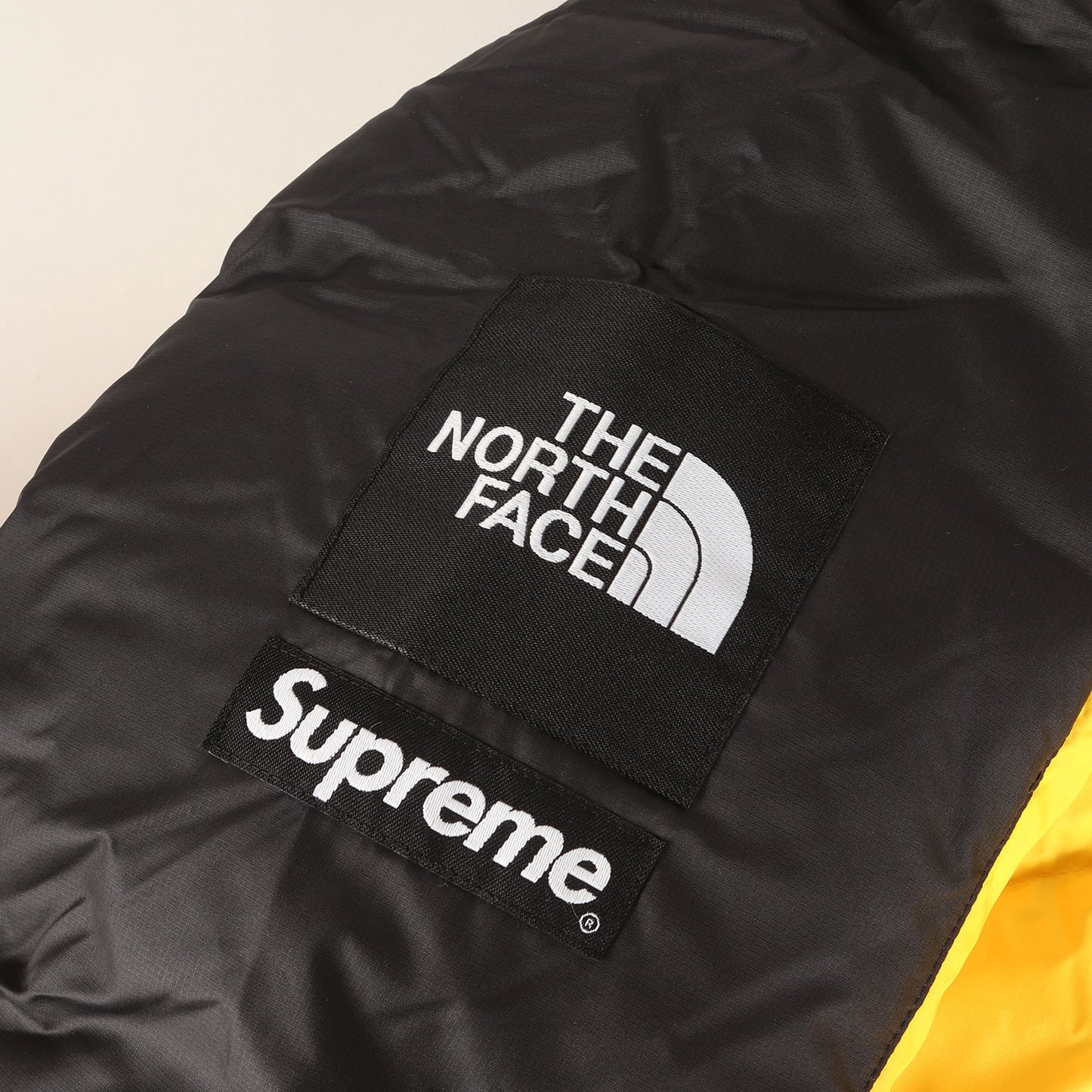 22AW ×THE NORTH FACE ハーフジップ プルオーバー ダウンジャケット(800-Fill Half Zip Hooded Pullover)