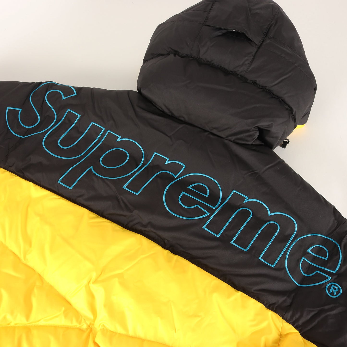 22AW ×THE NORTH FACE ハーフジップ プルオーバー ダウンジャケット(800-Fill Half Zip Hooded Pullover)