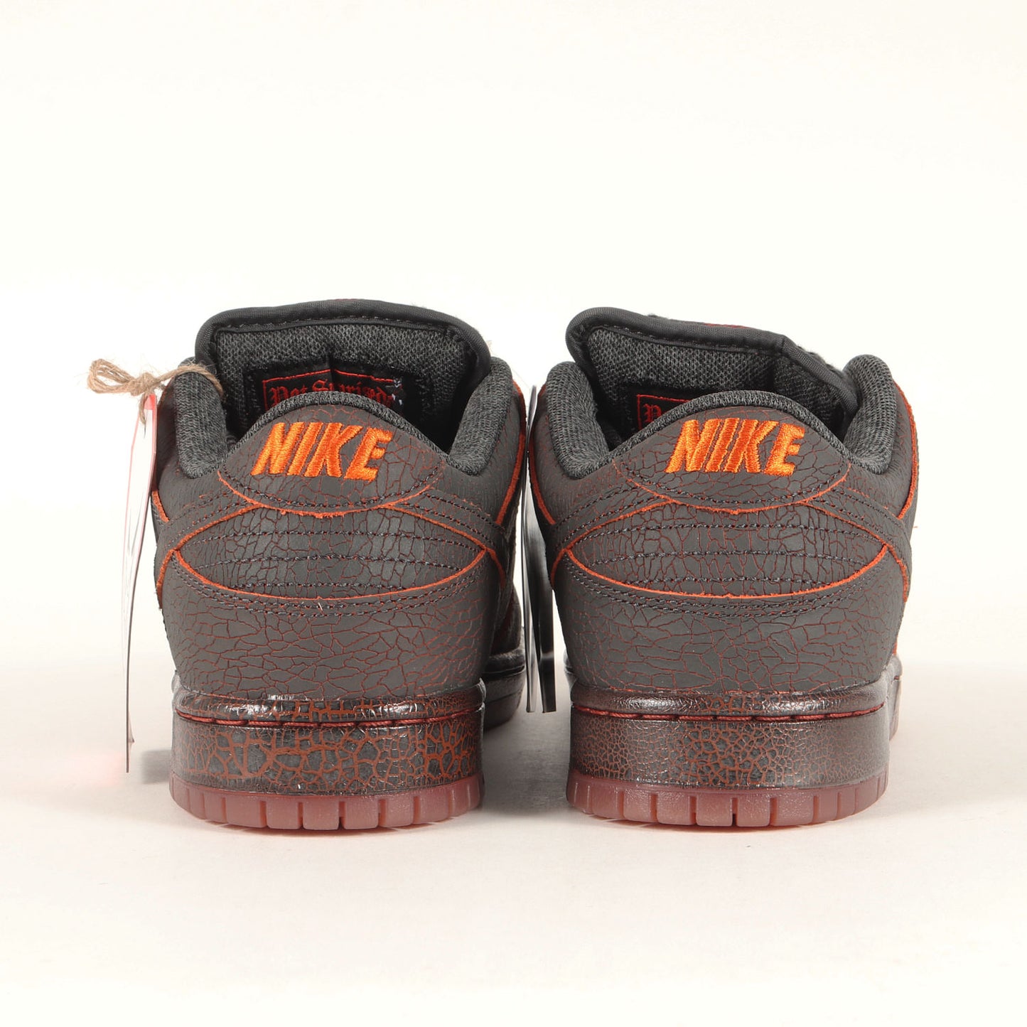 SB DUNK LOW PRO PRM KRAMPUS (HV1668-001)