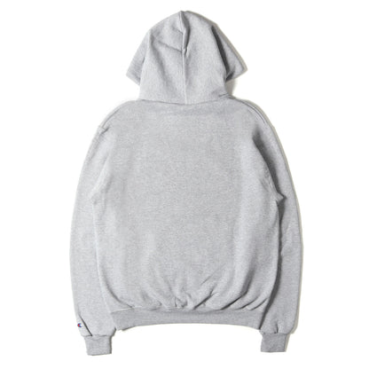 ×Champion フロッキープリント スウェットパーカー