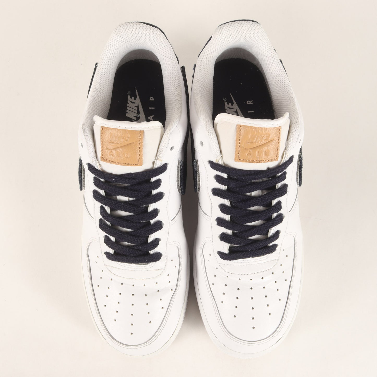AIR FORCE 1 07 LV8 3 REMOVABLE SWOOSH PACK (CT2253-100)