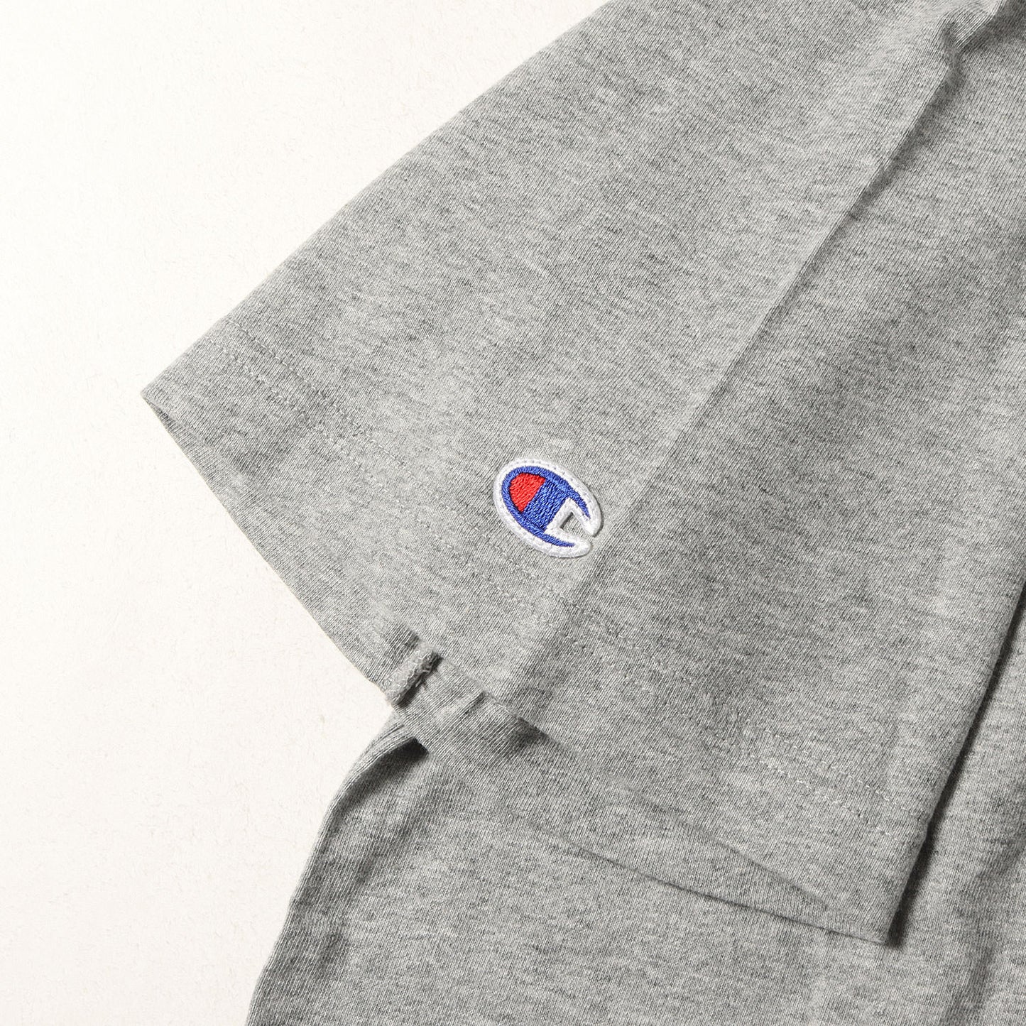 ×Champion アイコンマーク Tシャツ