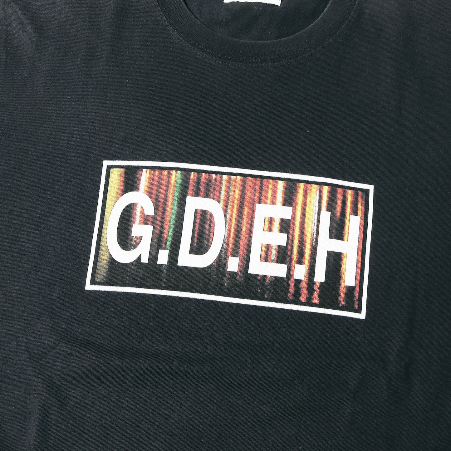 グラフィック プリント Tシャツ