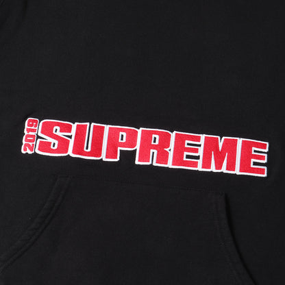 ブロックバスターロゴ スウェットパーカー(Blockbuster Hooded Sweatshirt)