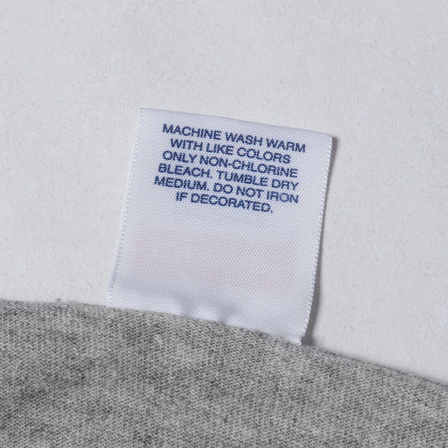 フライヤー グラフィック Tシャツ(Flyer Tee)