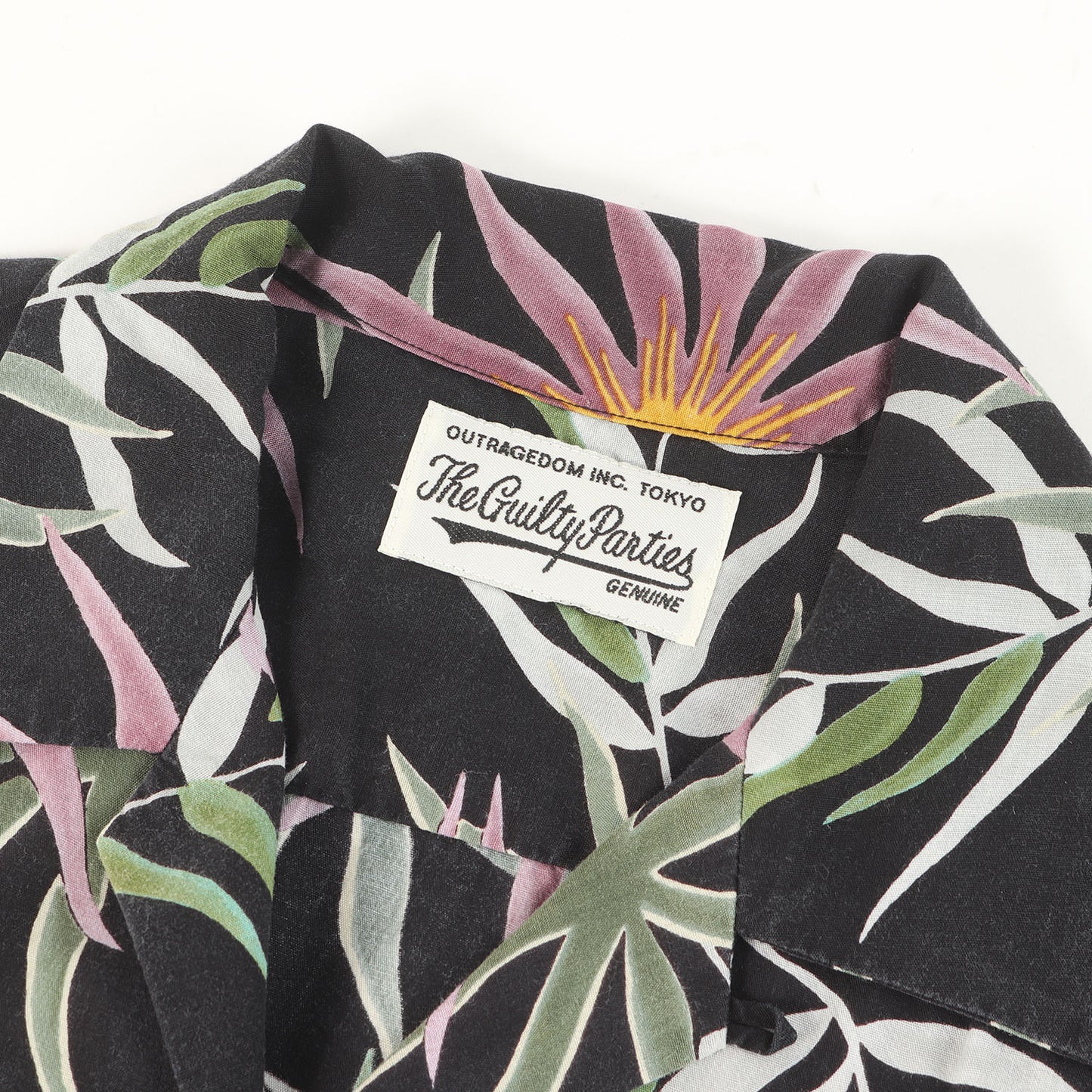 フローラル柄 ハワイアンシャツ / アロハシャツ(FLORAL HAWAIIAN SHIRT)