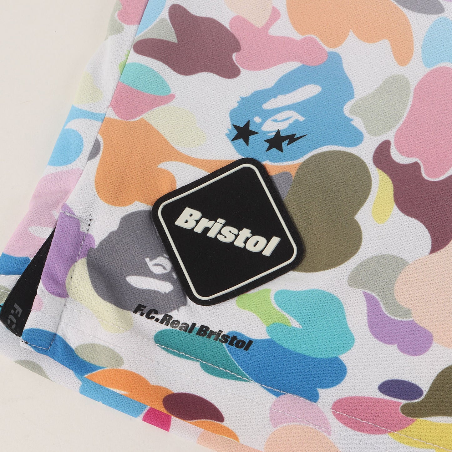 ×A BATHING APE マルチカモ ゲームショーツ(GAME SHORTS)