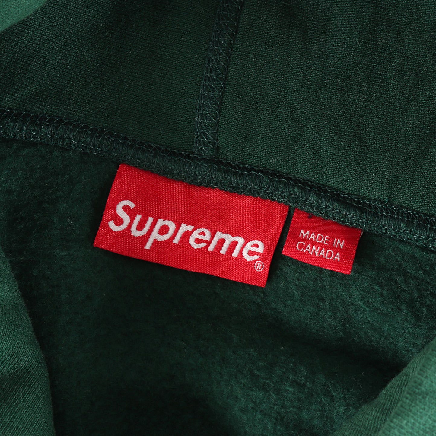 ×Delta グラフィックロゴ スウェットパーカー(Logo Hooded Sweatshirt)