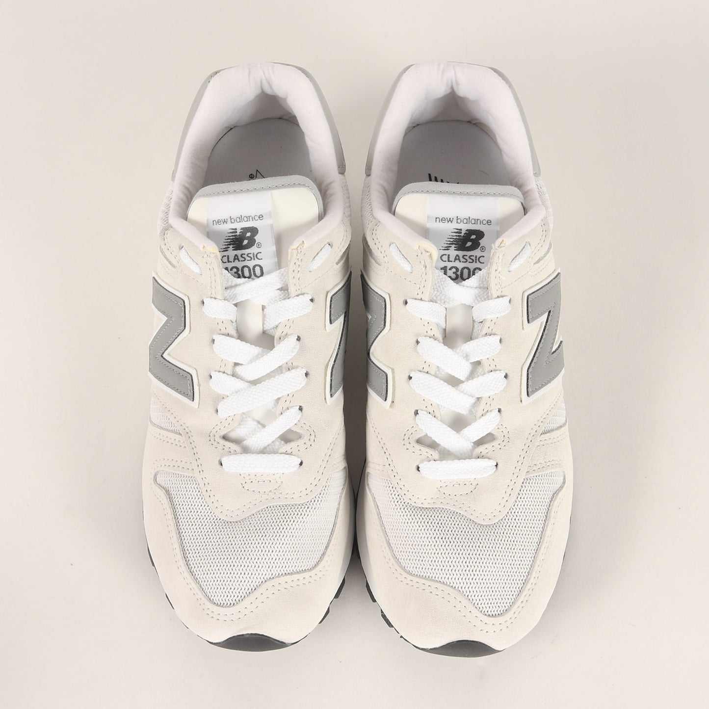 25AW U1300 WH (MADE IN USA)