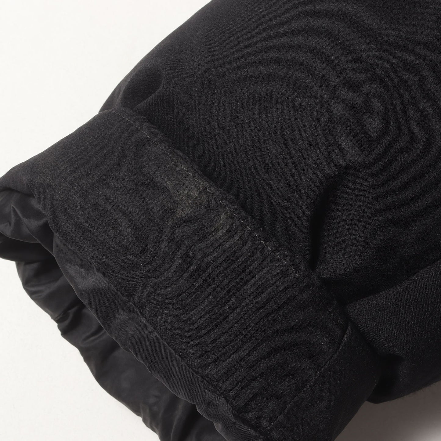 GORE-TEX INFINIUM バルトロライト ダウンジャケット (Baltro Light Jacket)