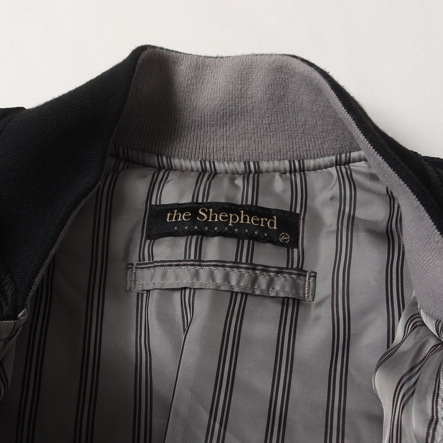 the Shepherd ×fragment design ×ALPHA 袖レザー MA-1 ボンバージャケット
