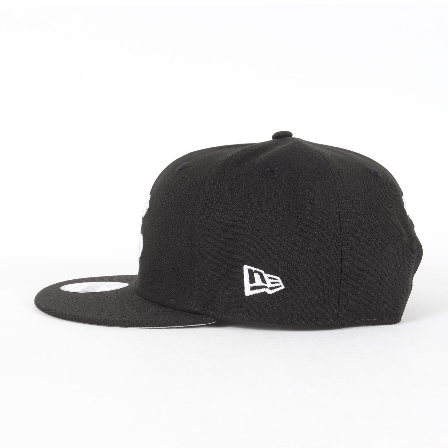 ×NEW ERA ブランドロゴ スナップバック ベースボールキャップ