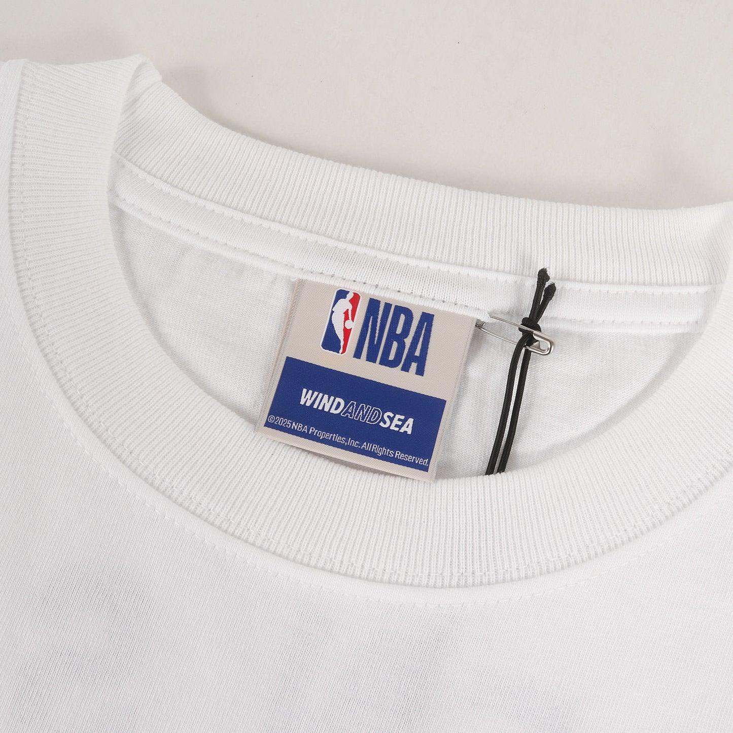 25AW ×NBA ゴールデンステート・ウォリアーズ チームロゴ Tシャツ(NBA GOLDEN STATE TEE)