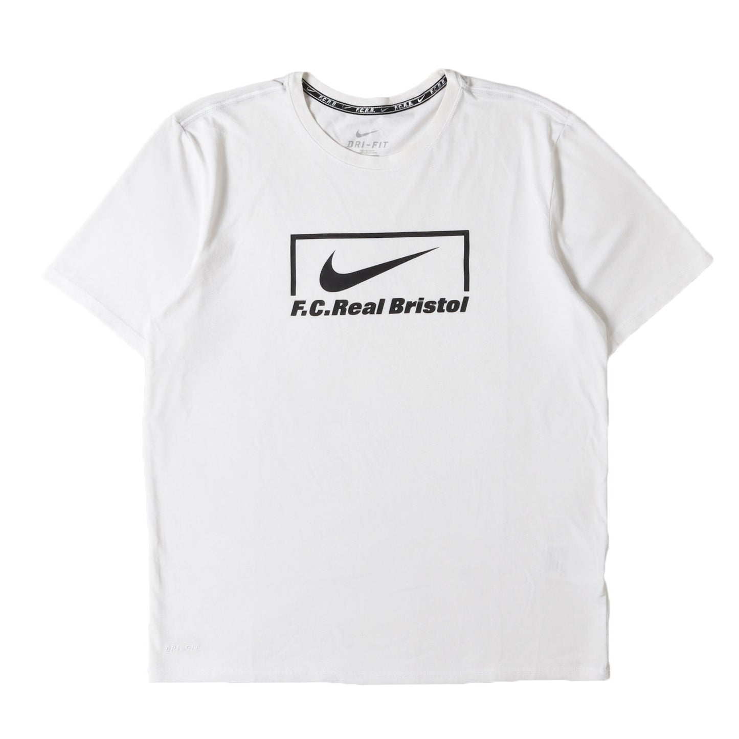 ×NIKE スウッシュ ドライフィット Tシャツ