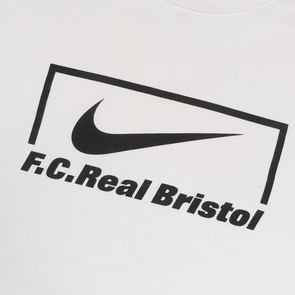 ×NIKE スウッシュ ドライフィット Tシャツ