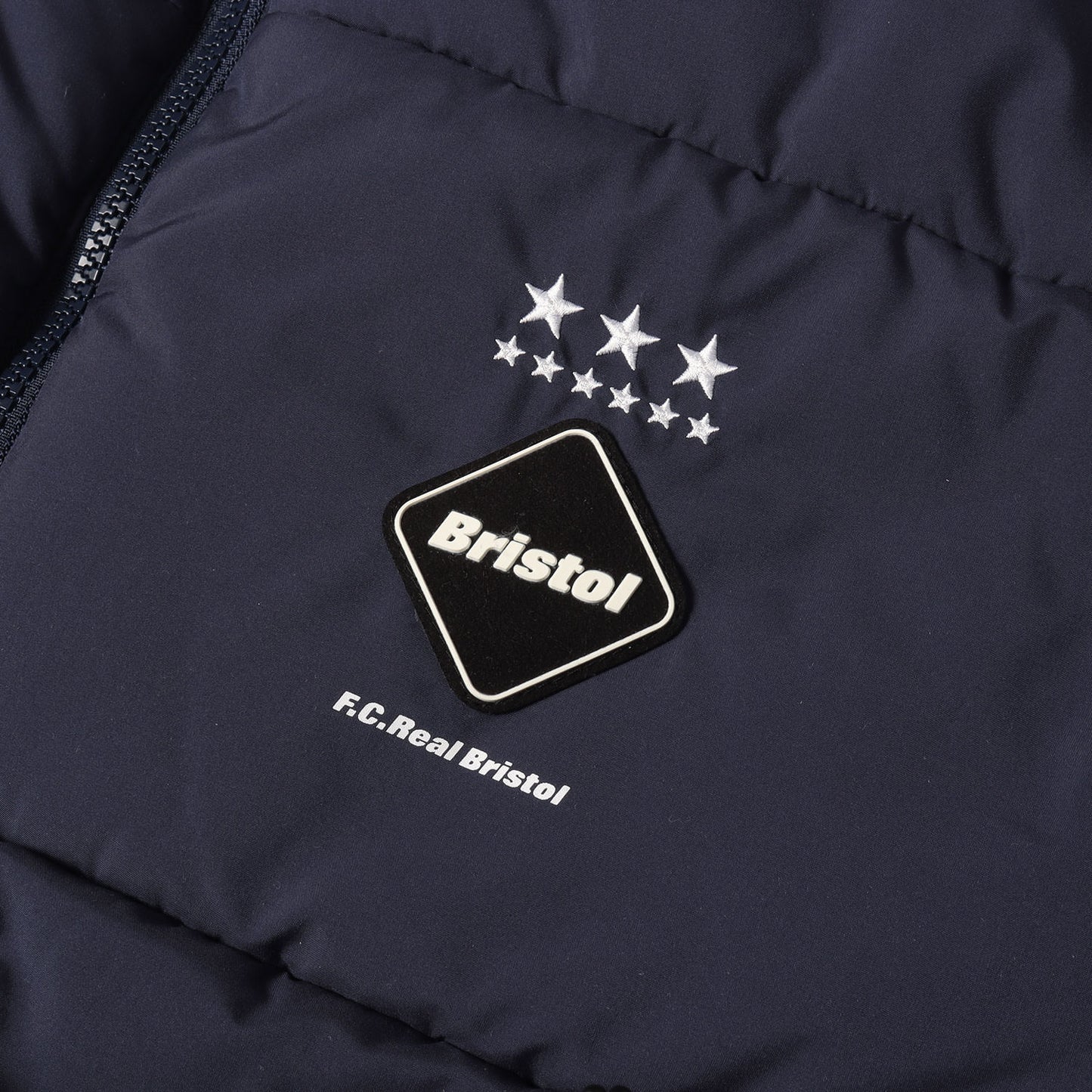 リバーシブル フーデッド 中綿 ジャケット(REVERSIBLE PADDED JACKET)