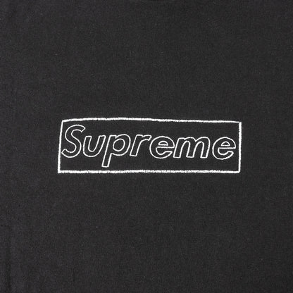 21SS ×KAWS チョークBOXロゴ Tシャツ(Chalk Box Logo Tee)