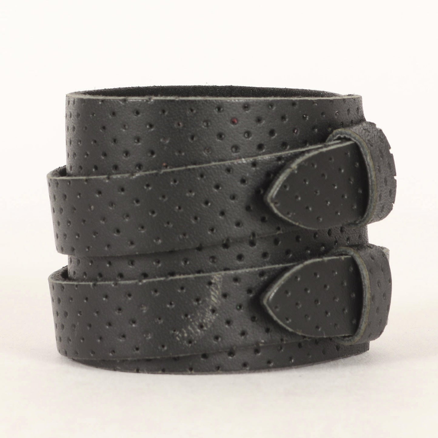 パンチングレザー ブレスレット