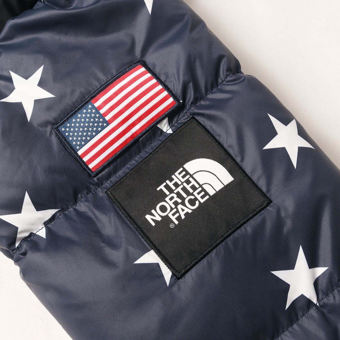 [希少 US企画] スターモノグラム ヌプシ ダウンジャケット (Nuptse Jacket)