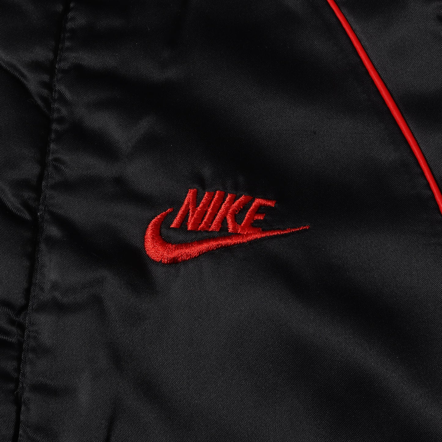 [紺タグ AJ1ブレッドカラー] 80s AIR JORDAN ウイングマークパッチ ナイロンサテン チーム ジャケット