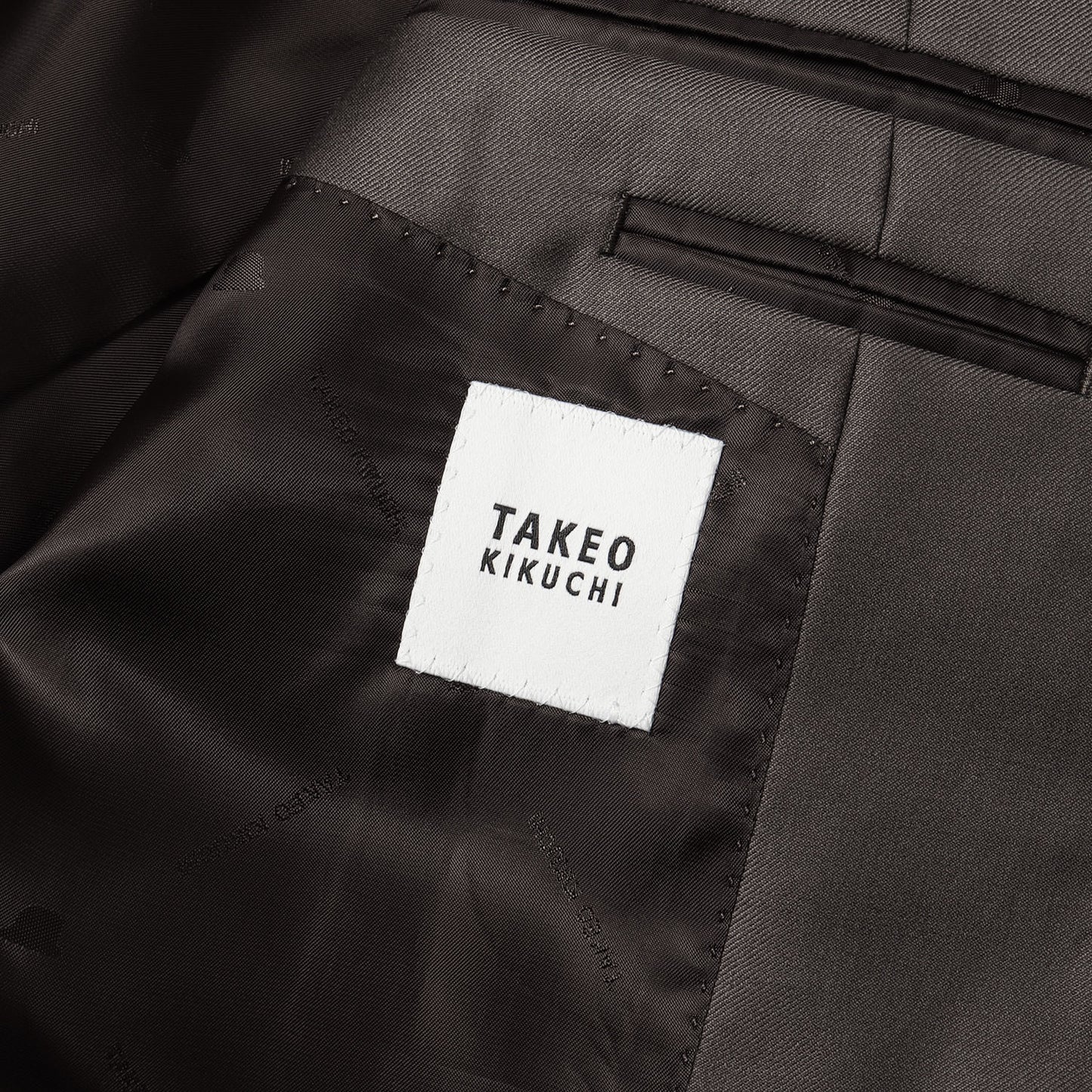 現行モデル DOUMEUIL AMASWUS 365 テーラードジャケット & スラックスパンツ セットアップ / スーツ