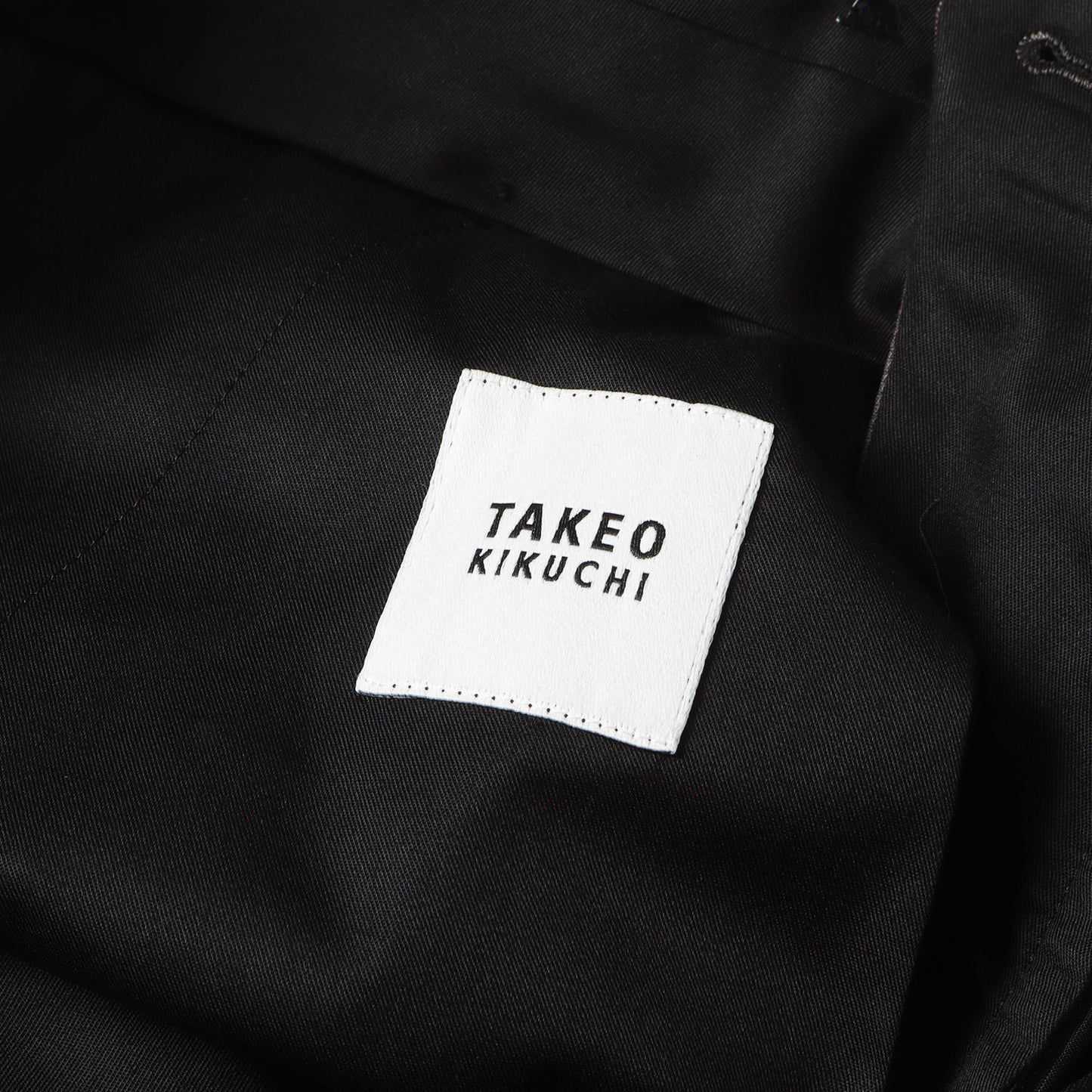 現行モデル DOUMEUIL AMASWUS 365 テーラードジャケット & スラックスパンツ セットアップ / スーツ