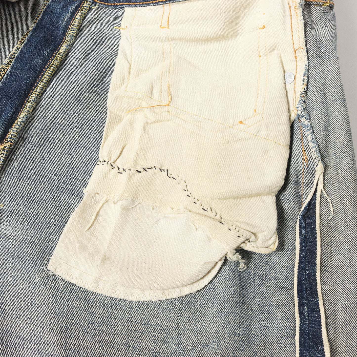 [雰囲気抜群 希少モデル] 60s 502 Big E デニムパンツ / USA製 ボタン裏刻印4