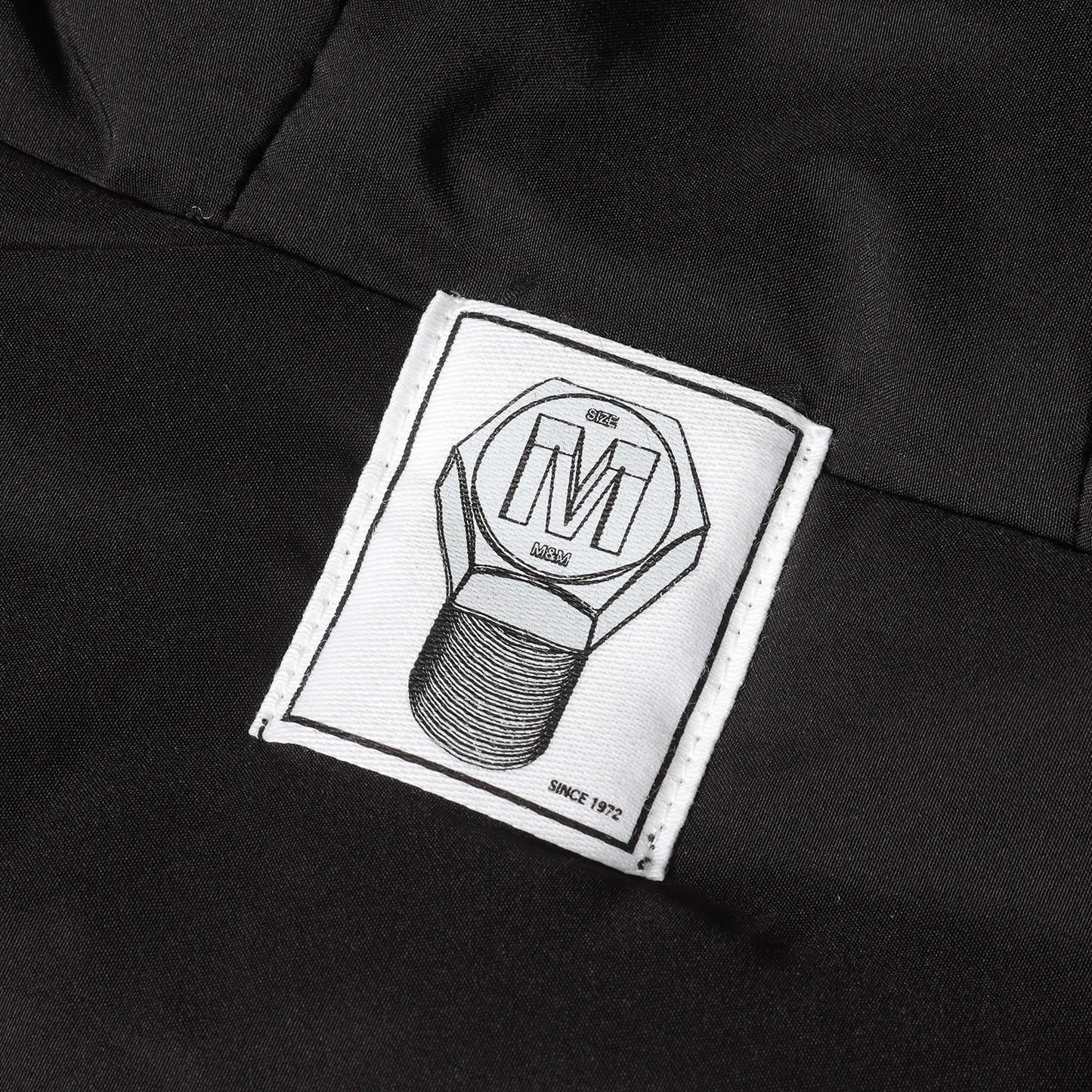 25AW ロゴ刺繍 中綿入りフーデッド ジャケット(Insulated Full Zip Parka)
