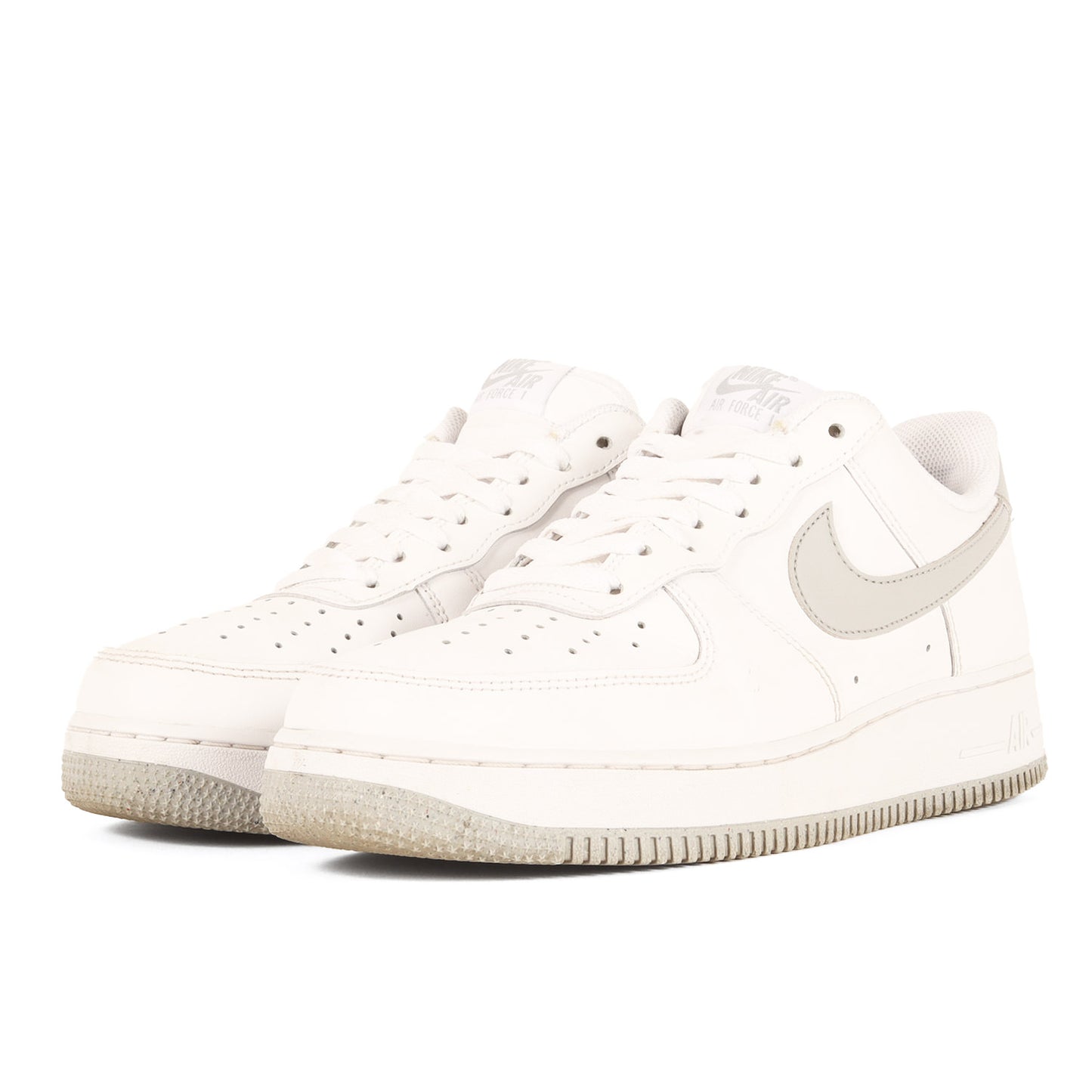 AIR FORCE 1 07 LOW (2024年製 / FJ4146-100)