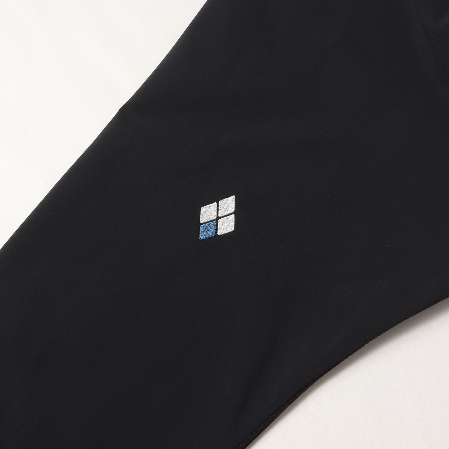 ソフトシェル ストレッチ ナイロン ノマド パーカー