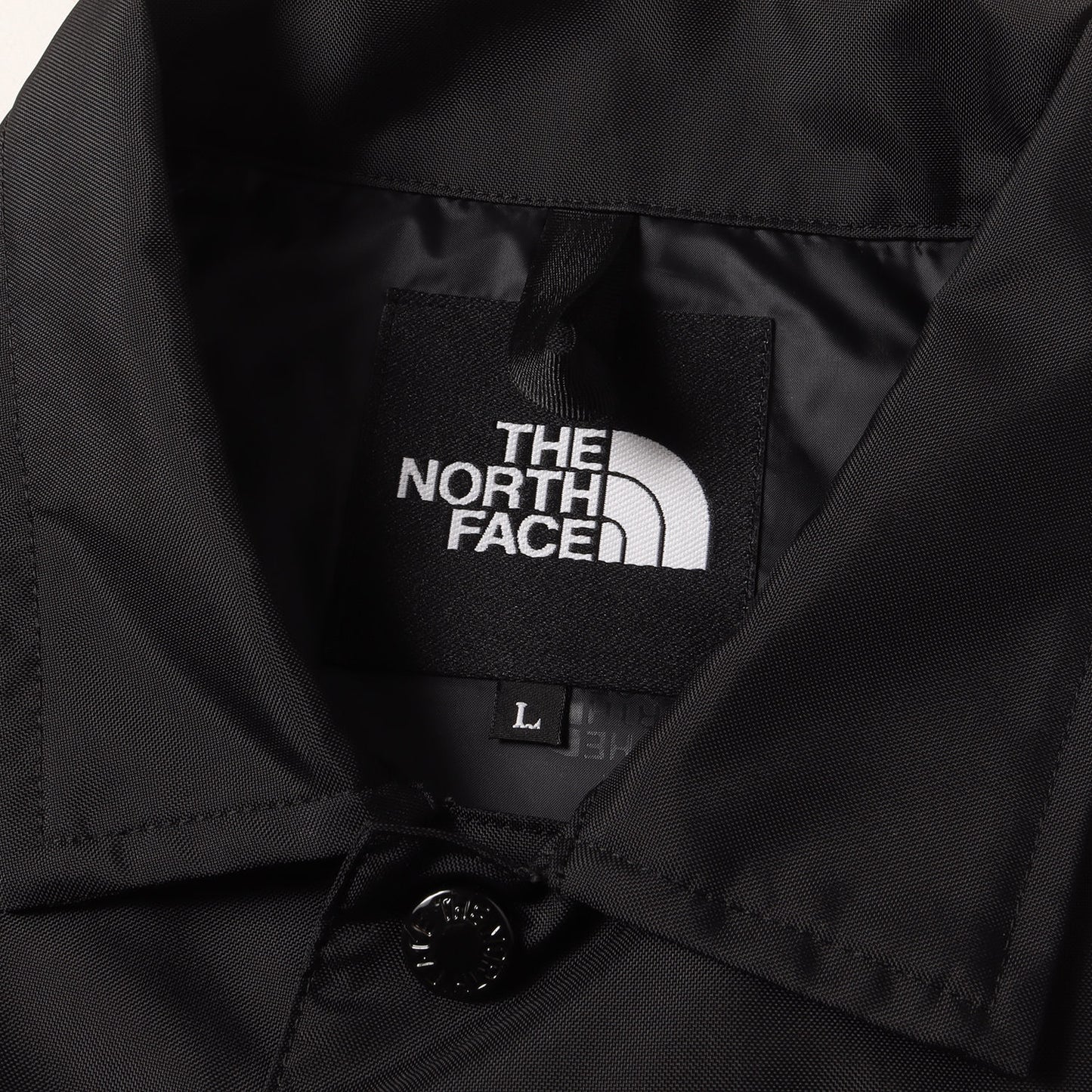 ナイロン コーチジャケット (The Coach Jacket)