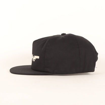 ×FUTURA フューチュラロゴ 5パネルキャップ(Futura Logo 5-Panel)