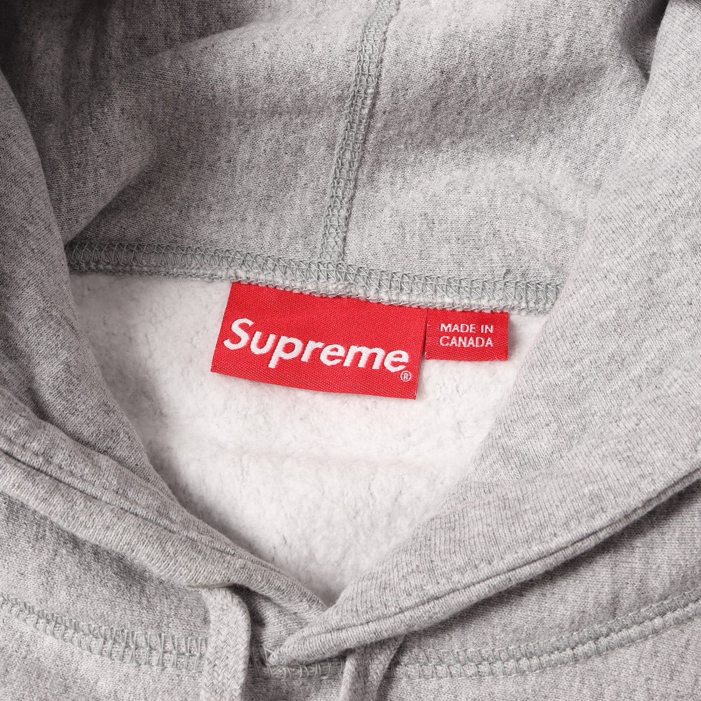 21SS ×KAWS チョーク BOXロゴ スウェットパーカー(Chalk Logo Hooded Sweatshirt)