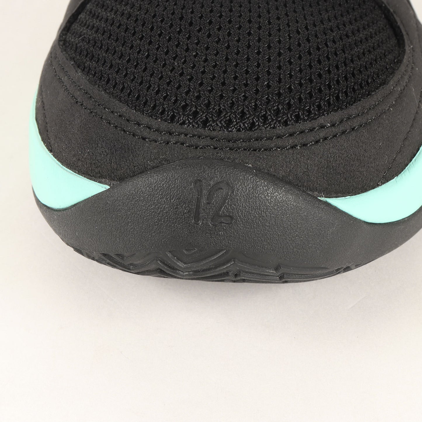 JA 2 EP TIFFANY SWOOSH (FD7327-003)