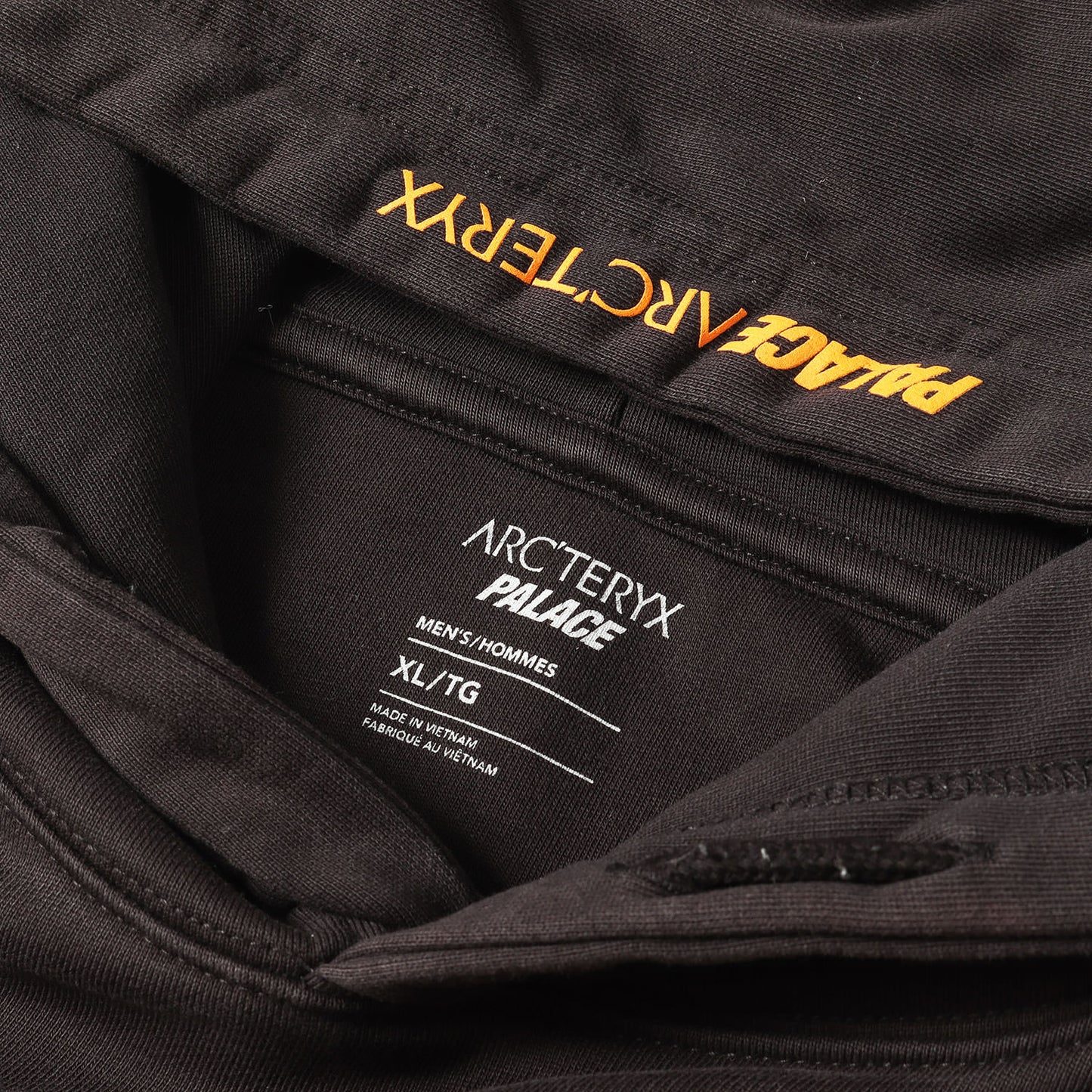 20AW ×ARC'TERYX ビッグロゴ スウェットパーカー(HOOD)