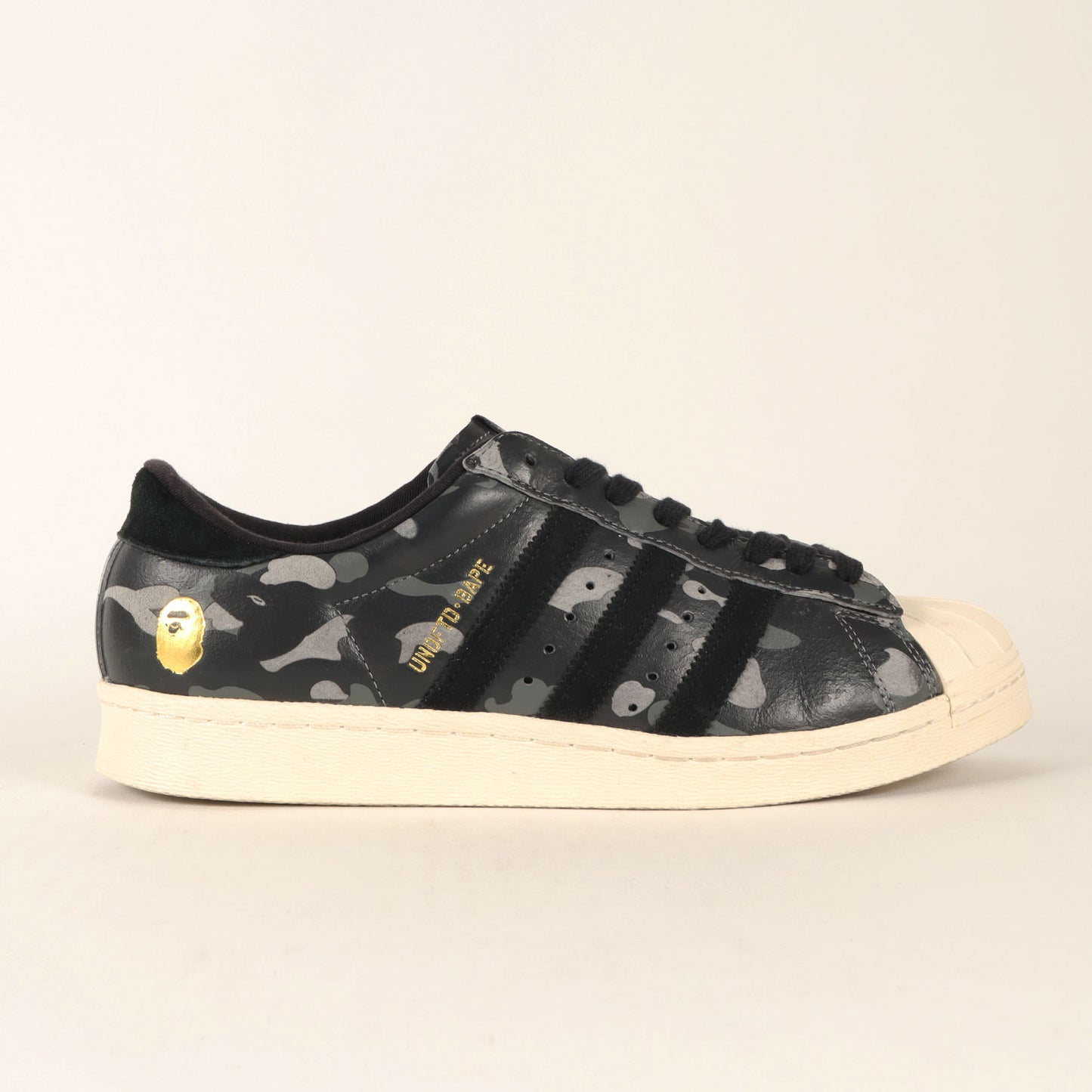 ×adidas ×UNDEFEATED SUPERSTAR 80V (S74774)