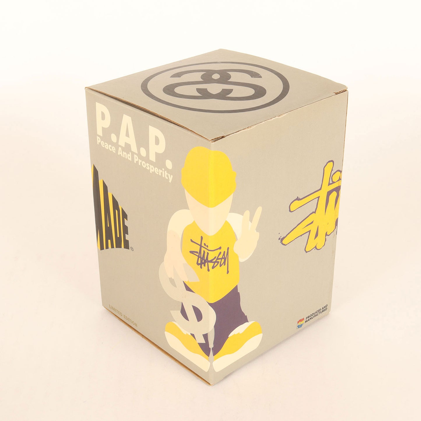 00s CUSTOMADE P.A.P. / Peace And Prosperity フィギュア