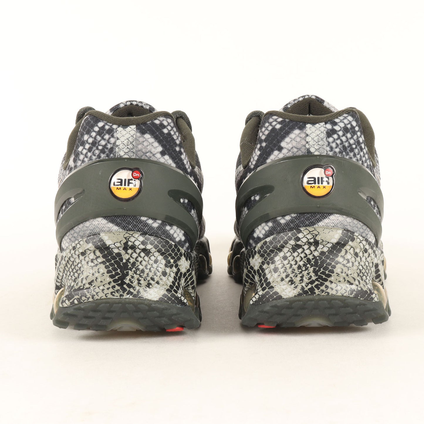 日本未発売 AIR MAX DN8 PRM SNAKESKIN (HV8476-300)