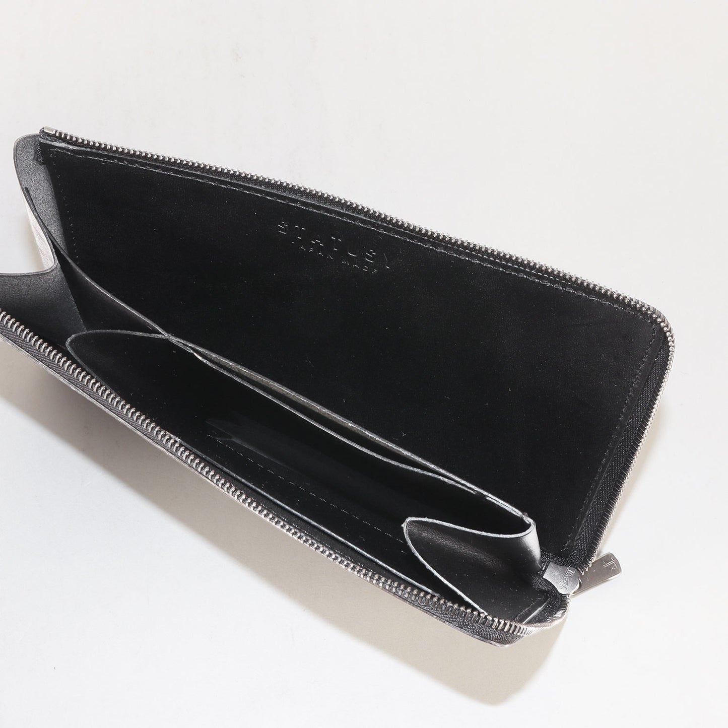 栃木レザー コンパクト L字ジップ ロングウォレット / 長財布(il modo air)