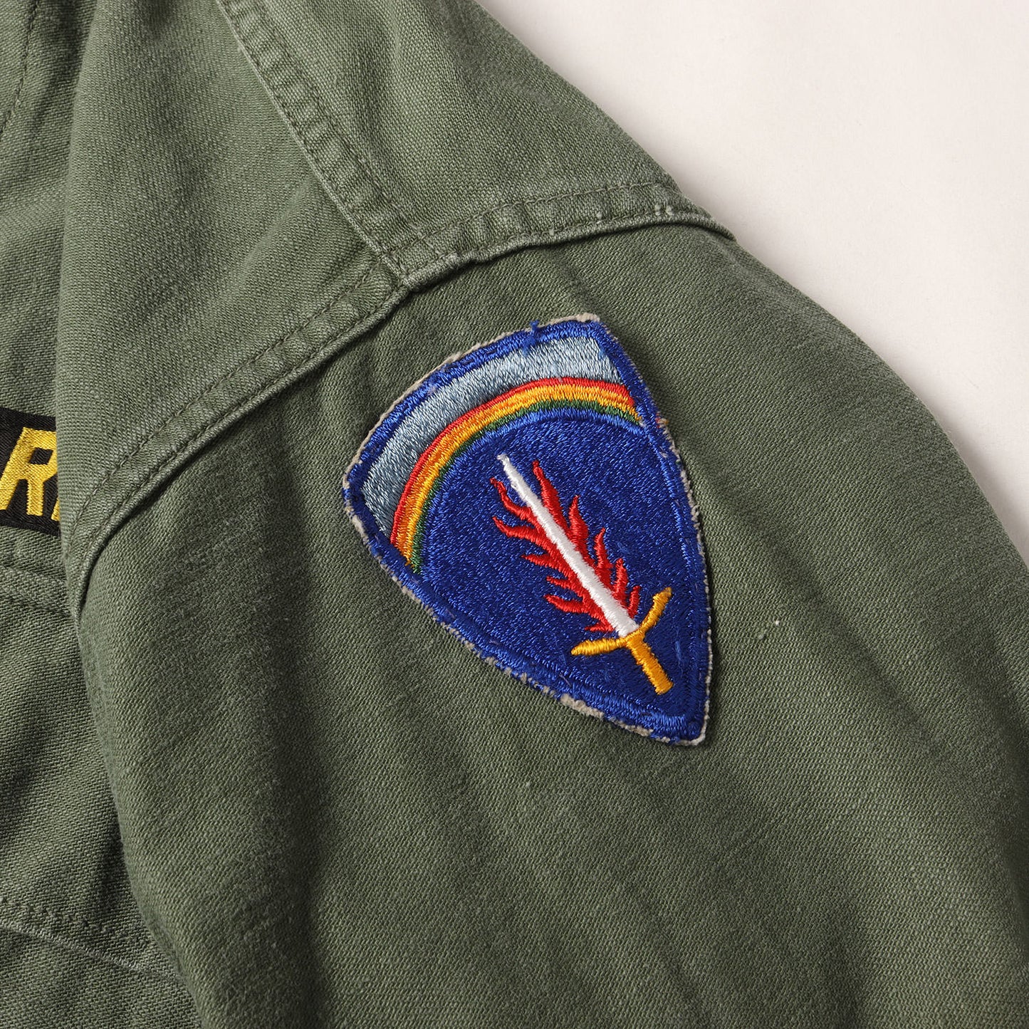 [筒袖タイプ] 60s 米軍実物 1st 後期 コットンサテン ユーティリティ シャツ
