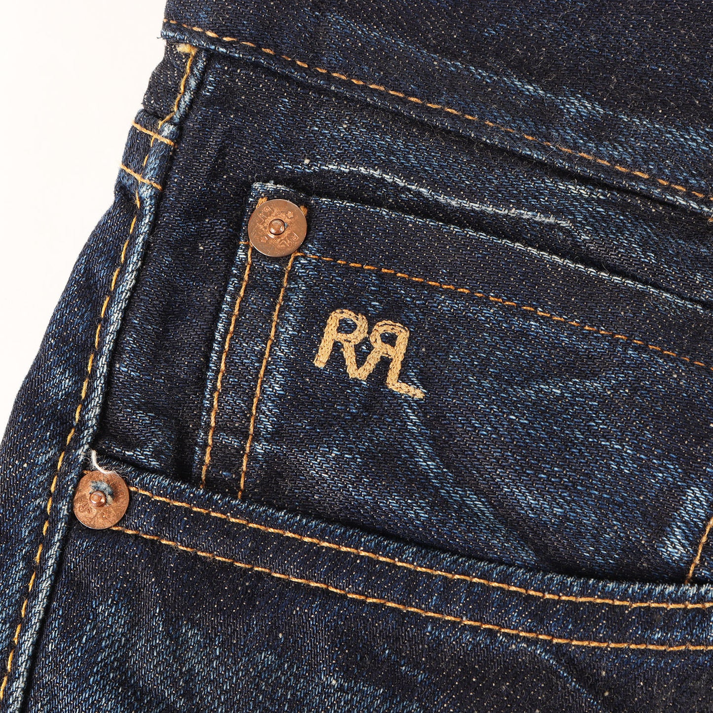 [日本産 USA製] ヴィンテージ加工 スリム デニムパンツ (JAPAN WOVEN SELVEDGE DENIM SLIM NARROW CALDWELL)