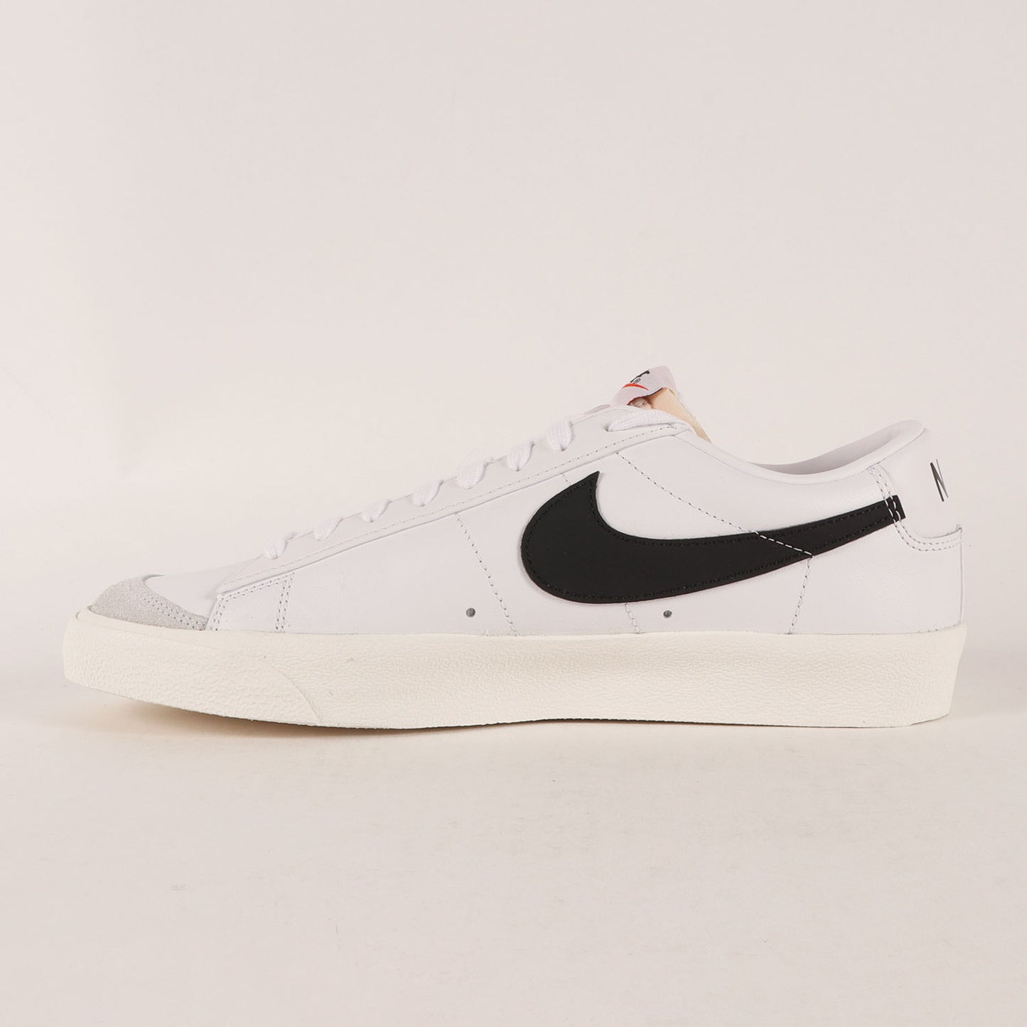BLAZER LOW 77 VNTG (DA6364-105)